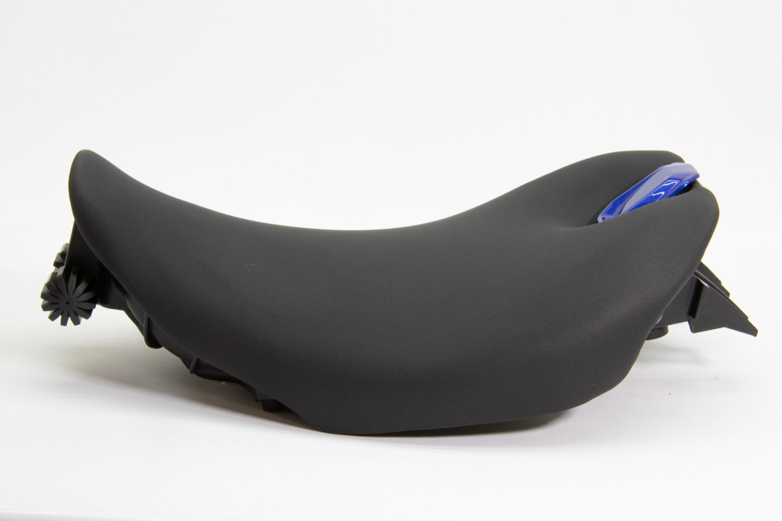 BMW R 1300 Rシートローダウン加工