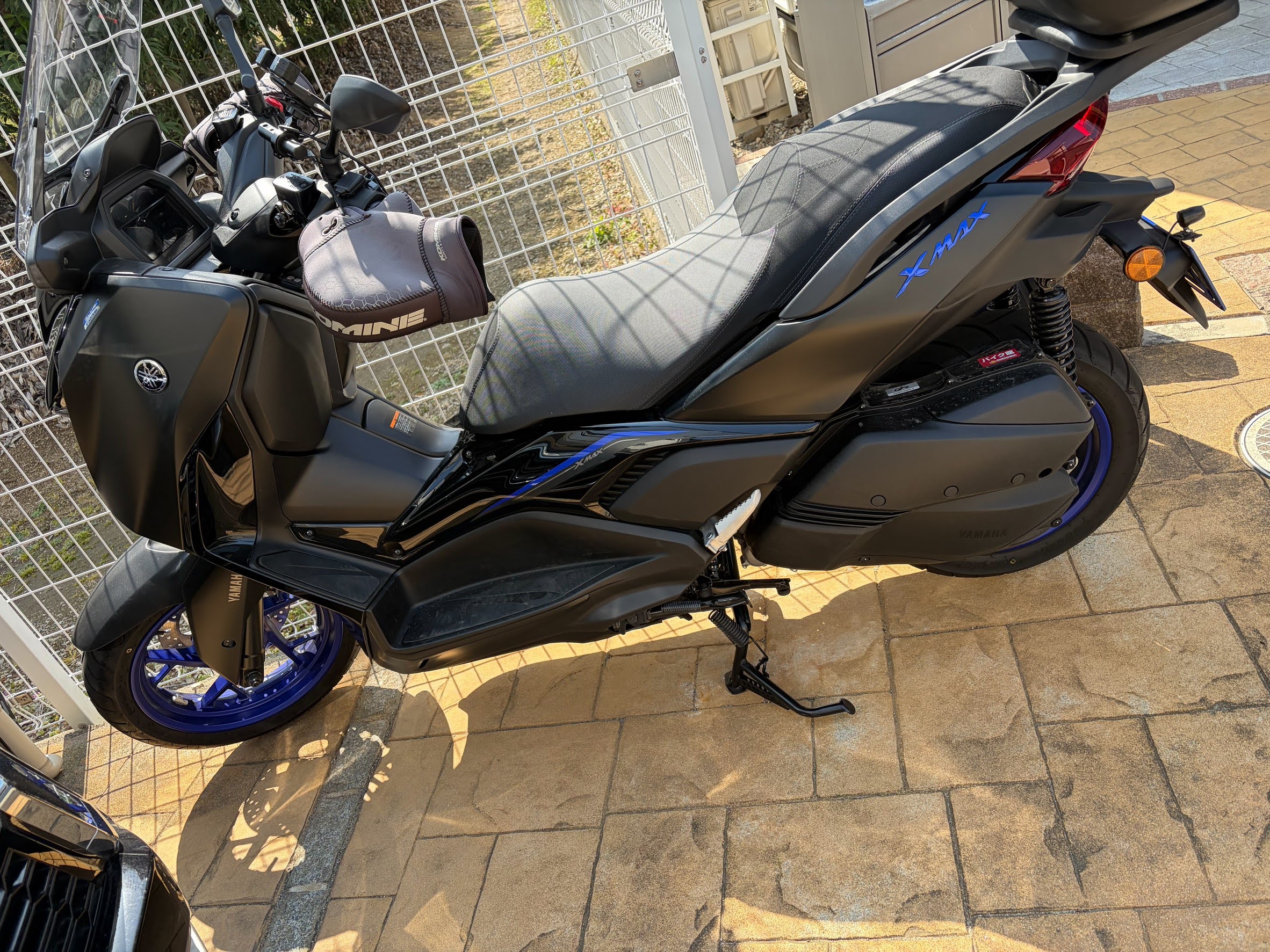 XMAX250シートアンコ抜きローダウン