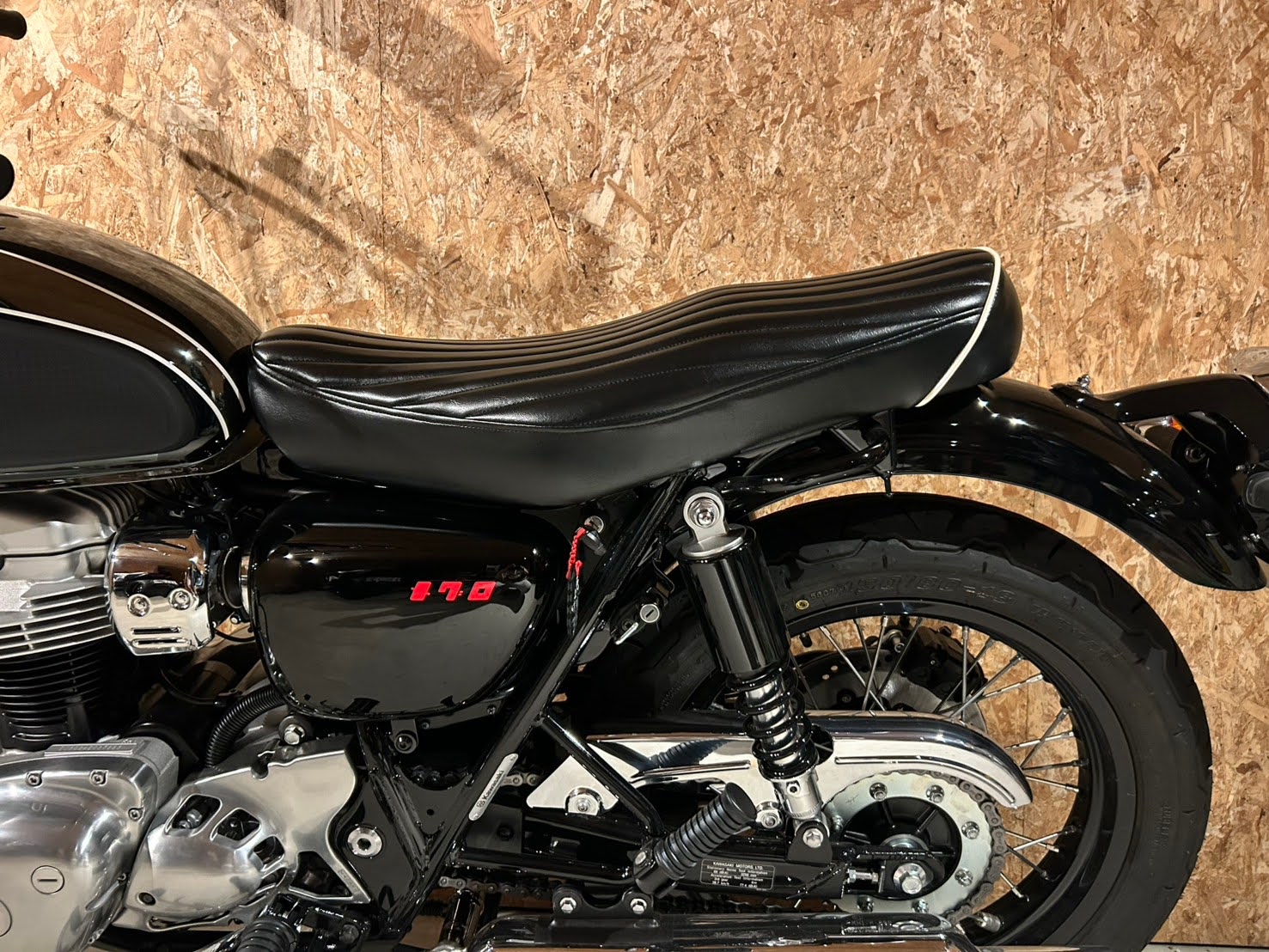 カワサキメグロS1シート張替えカスタム