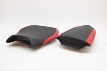 アプリリア2006　RSV1000Rシート