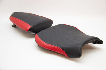 アプリリア2006　RSV1000Rシート