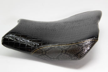 カワサキZX-25Rシート